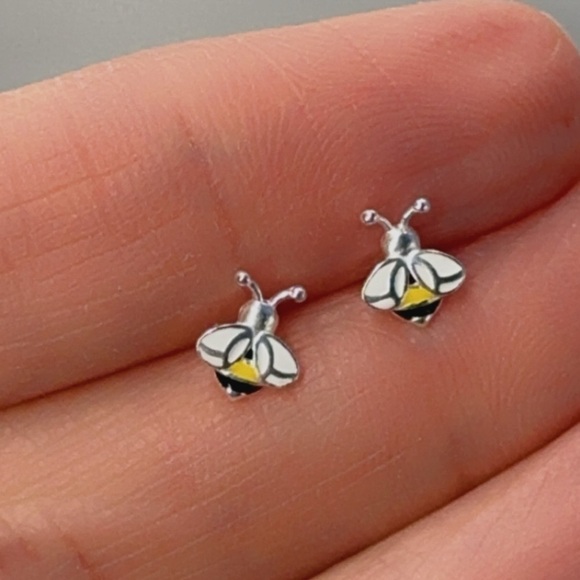 14k Gold Vermeil Enamel Bee Studs - Picture 5 of 11